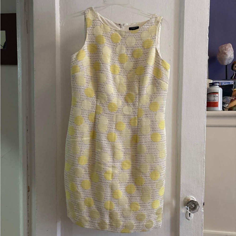 Ann Taylor Yellow and White Sleeveless Sheath Dress